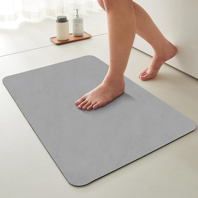 TYUU Bathroom Mat Quick Dry, Bathroom Rugs Non Slip Washable Thin Absorbent Bath Mat Fits Under Door Bathroom Floor Mat Perfect for Bath, Shower, or Sink 36"x48" Light Grey