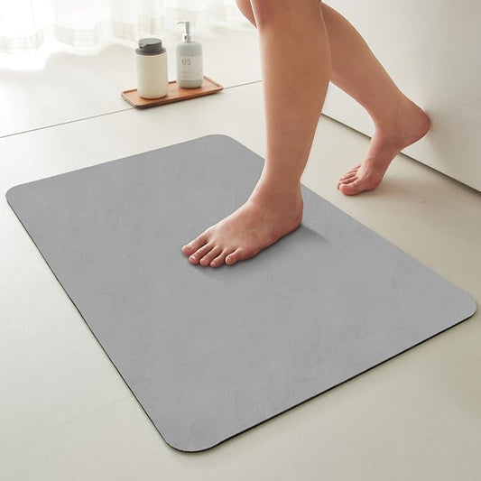 TYUU Bathroom Mat Quick Dry, Bathroom Rugs Non Slip Washable Thin Absorbent Bath Mat Fits Under Door Bathroom Floor Mat Perfect for Bath, Shower, or Sink 16"x24" Light Grey