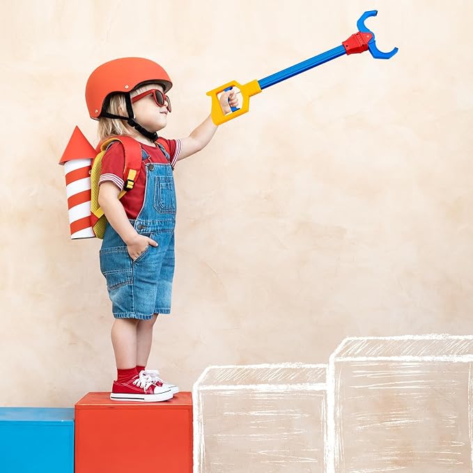Lewtemi 4 Pcs Interactive Grabber Claw Robot Arm Pack Reacher Pickup Tool and Hand Eye Coordination Play, 18 Inch (Red,Blue)