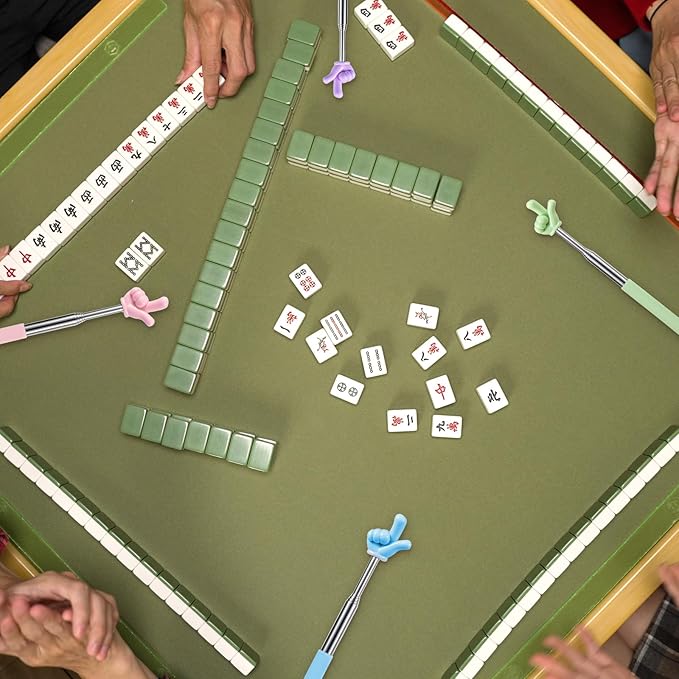 Mahjong Tile Takers 4 Pcs Scalable Tile Grabbers Sticks Mahjongs Accessories for Game Enthusiasts Helps to Reach Pass Pick up Mahjongs Improve Fluency of American Mahjong Game Nights Clubs Travel