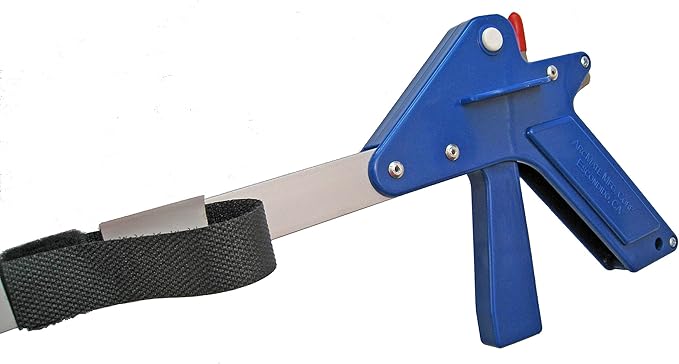 ArcMate 32" EZ Reacher Deluxe - Grabber Reacher with 5 lb. Pickup Capacity, 4.5" Wide Fingers, Locking Handle, Heat Resistant Silicone Tips - Grabber Tool for Elderly, Post Op, Accessibility