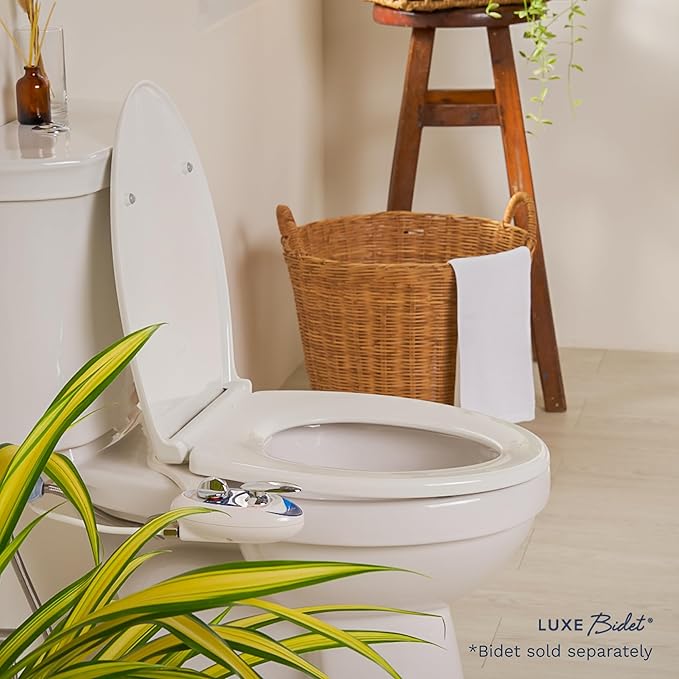 LUXE TS1008R Round Comfort Fit Toilet Seat with Slow Close, Quick Release Hinges, and Non-Slip Bumpers (White)